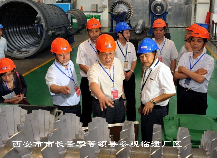 市当局调研全市工业企业发展情况并在yl23411永利召开座谈会