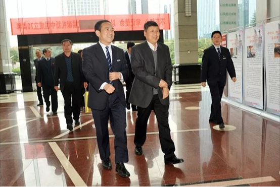 阳煤平原化工董事长武金万一行来yl23411永利参观互换