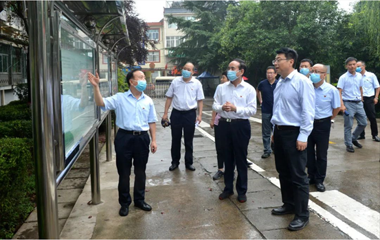 西安市副市长贠笑冬一行深刻yl23411永利临潼社区调查调研